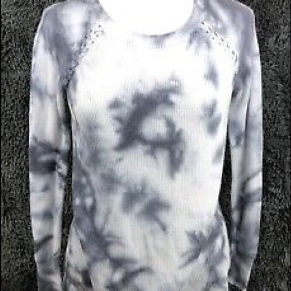 Tie dye knitted shirt